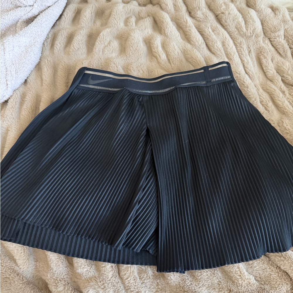 Nike Black Pleated Tennis Skirt with Logo Waistband